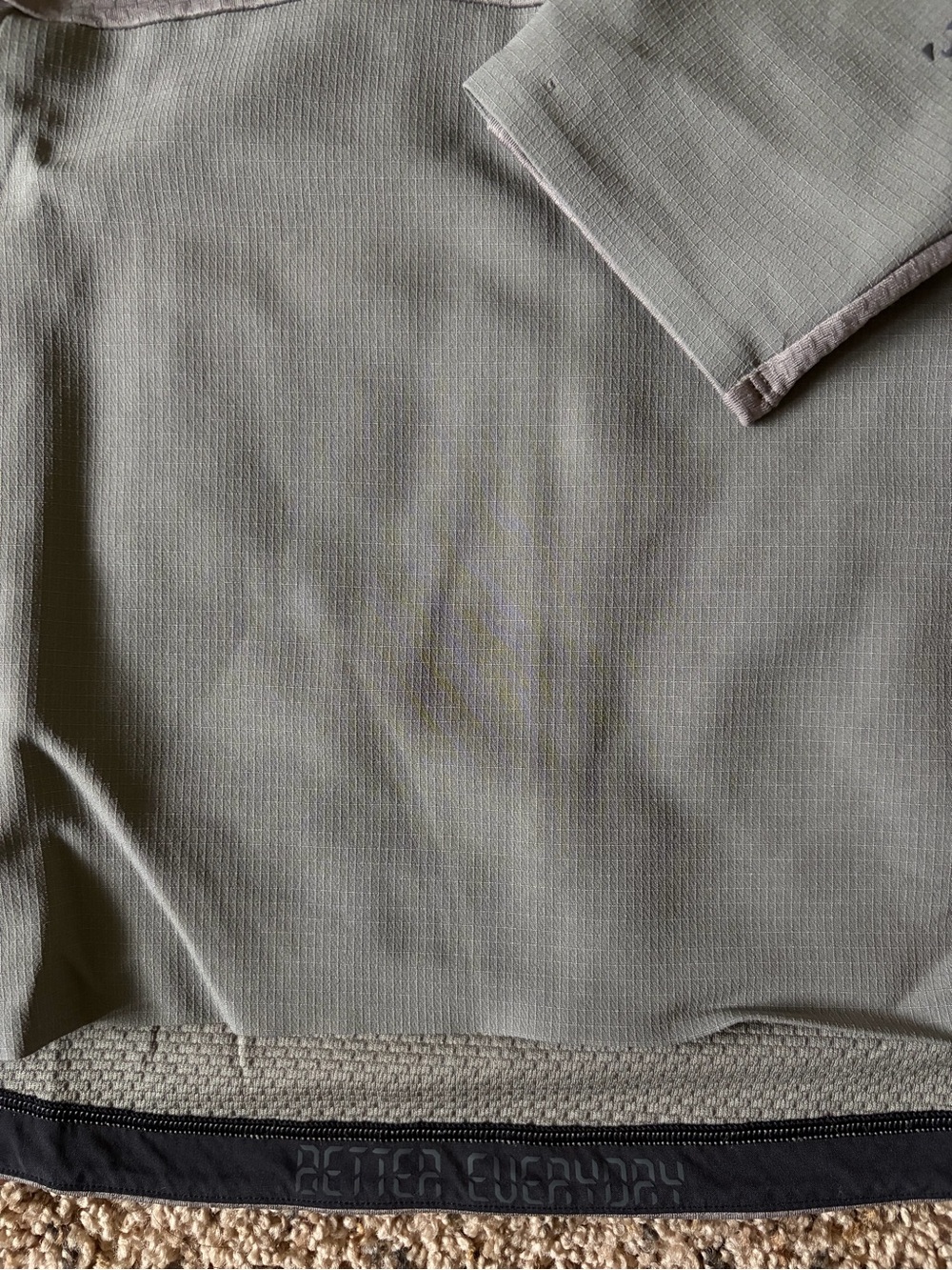 Men's Sweater Subcategory Identification - Picture 3 of 5